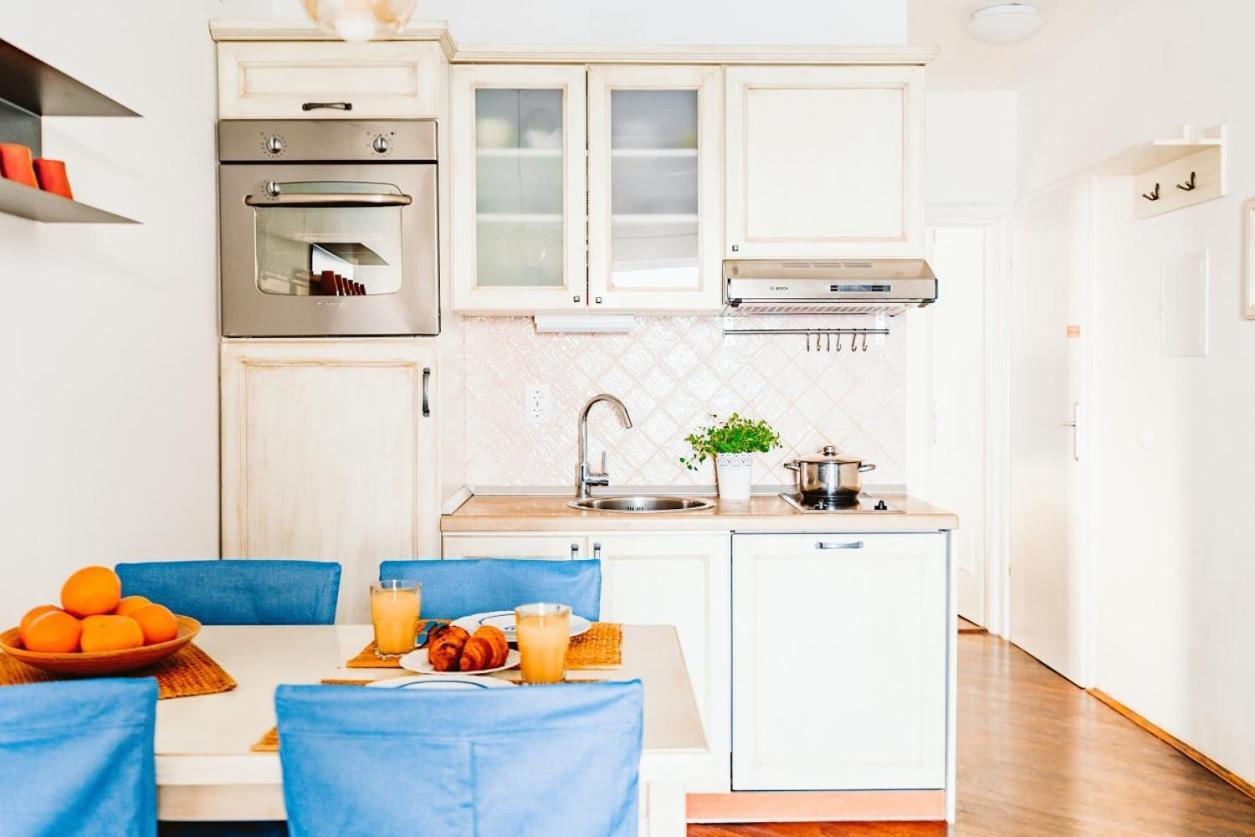 Sutivan Best Apartments Экстерьер фото